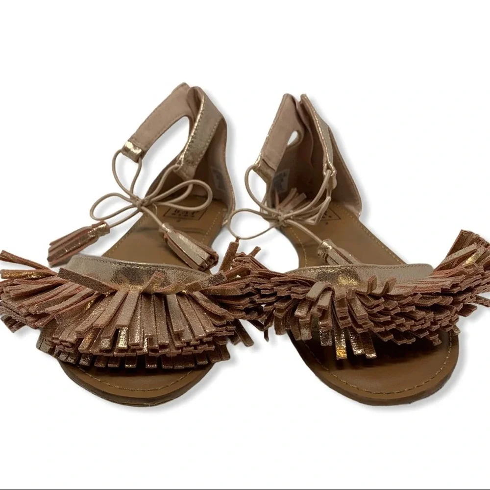 Gap gold shimmery boho fringe‎ sandal size 2